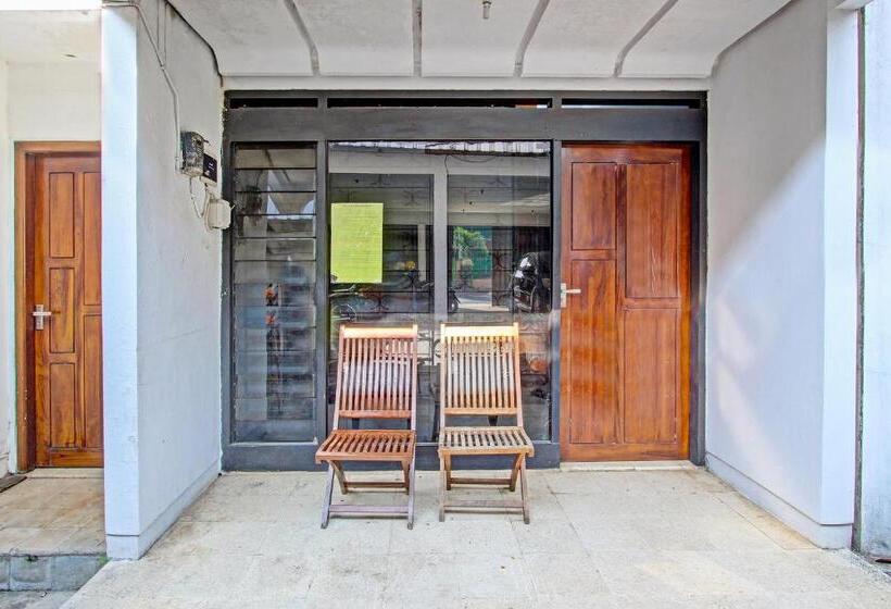 Hotel Spot On 91521 Mayong Guesthouse