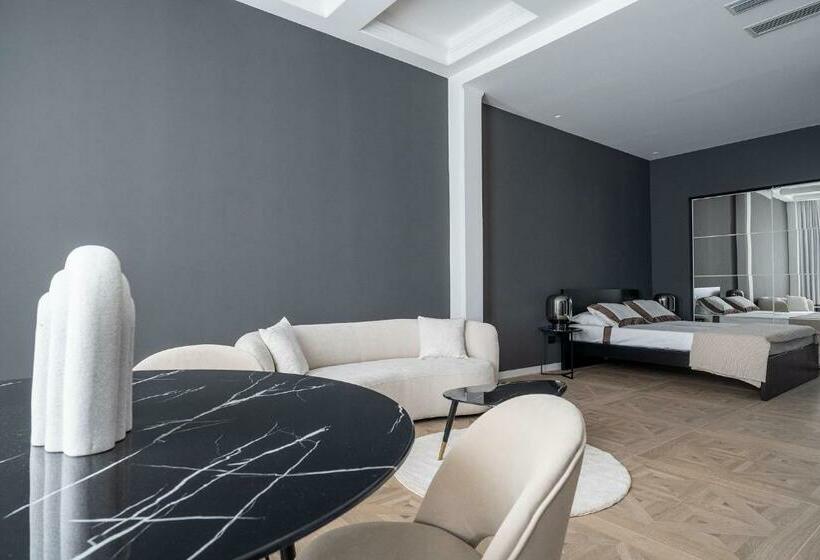 Il Palazzetto   Bari Sparano