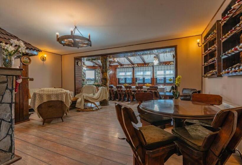 پانسیون Iris Predeal