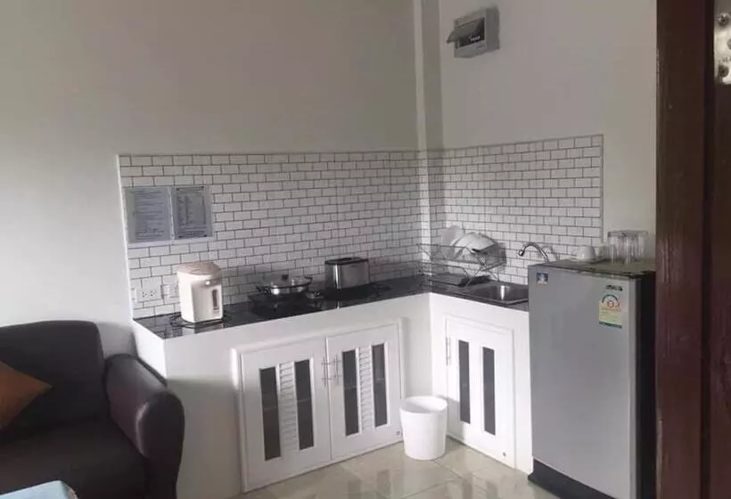 Majatalo Mew House Suanmali Lamai