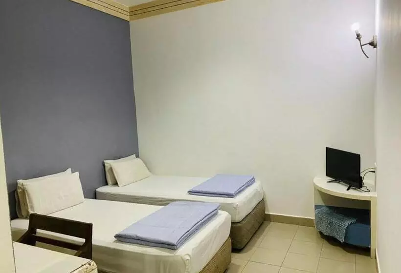 ペンション Ee Hotel Johor Jaya