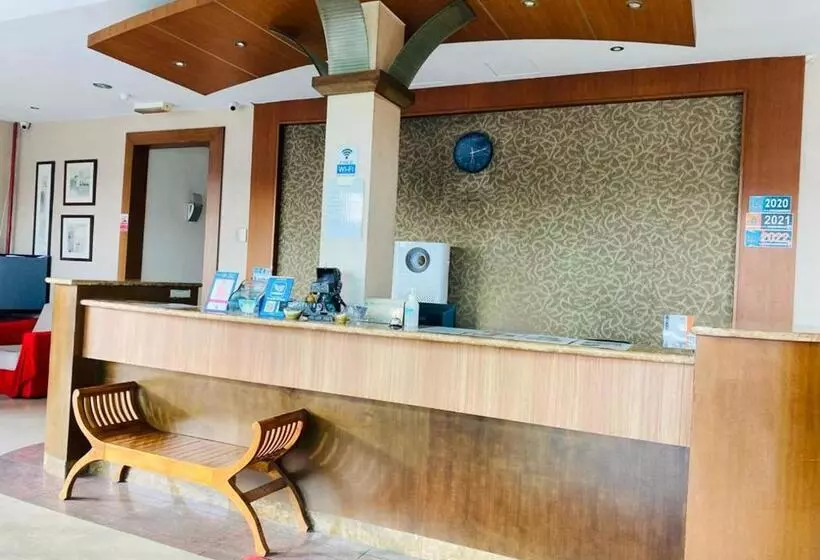 ペンション Ee Hotel Johor Jaya