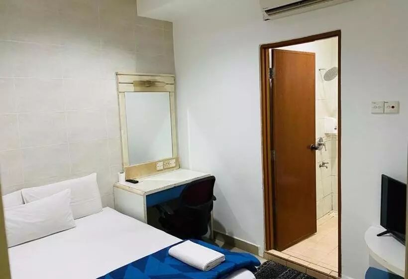 ペンション Ee Hotel Johor Jaya