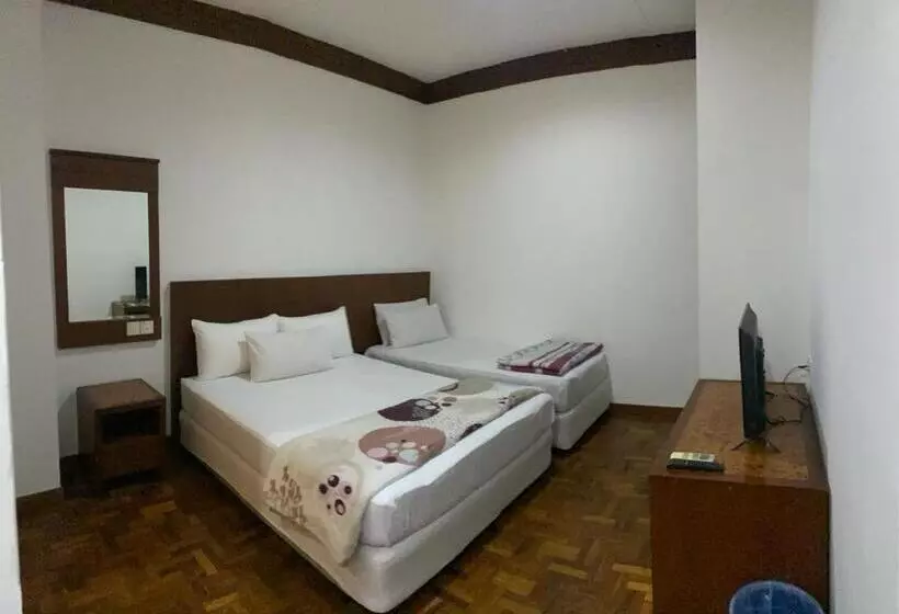 ペンション Ee Hotel Johor Jaya