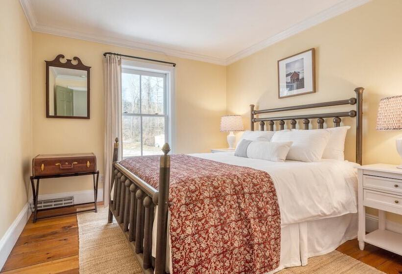 River House By Avantstay Historic Secluded Estate On The Hudson River W Pool Sleeps 24