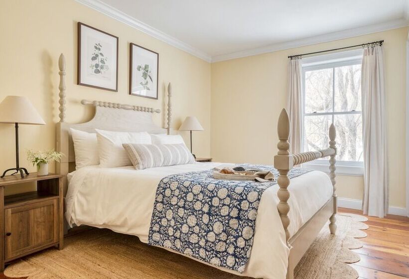 River House By Avantstay Historic Secluded Estate On The Hudson River W Pool Sleeps 24