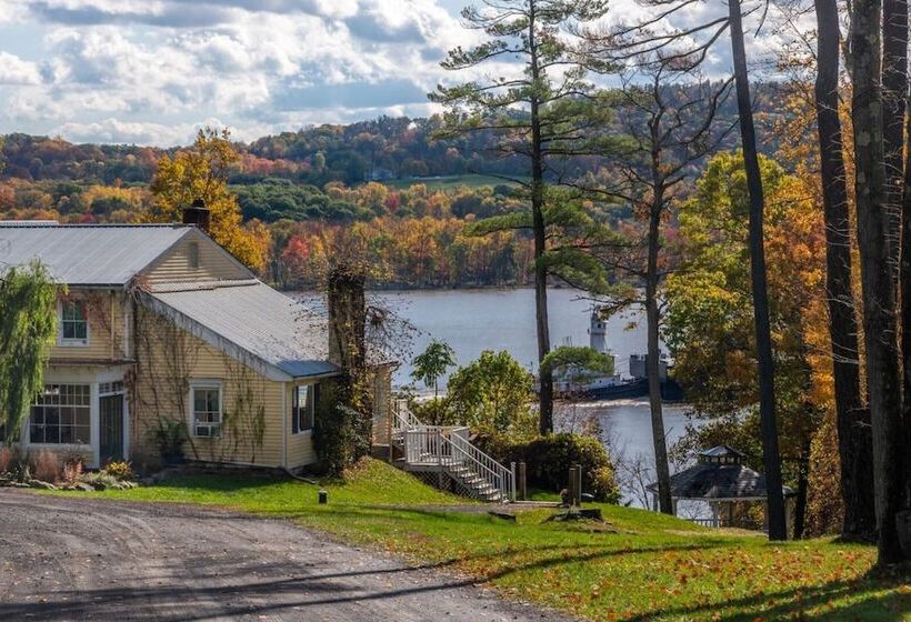 River House By Avantstay Historic Secluded Estate On The Hudson River W Pool Sleeps 24