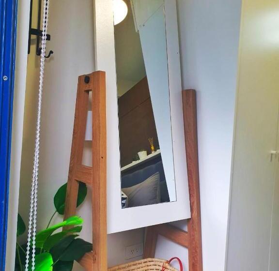 Stylish&comfort Unit With Balcony In Air Makati