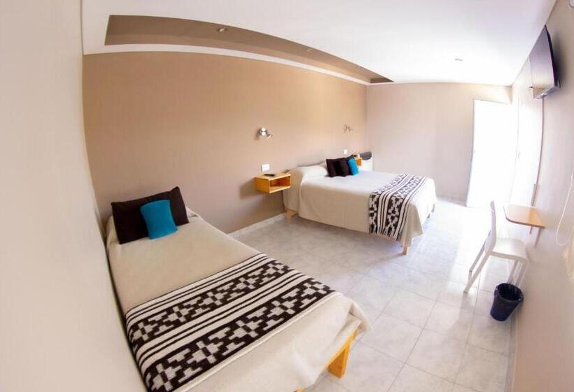 הוסטל Amigo Del Mundo