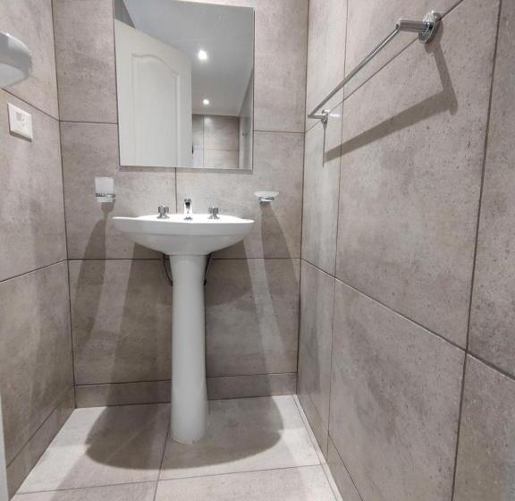 הוסטל Amigo Del Mundo