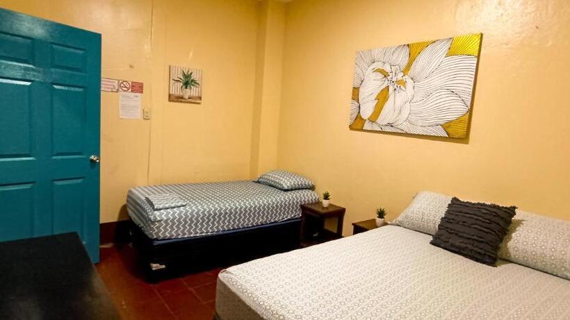 هاستل Hostal El Rio