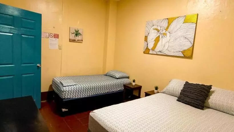 ユースホステル Hostal El Rio
