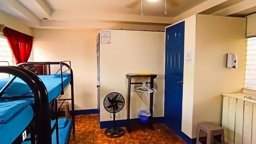 ユースホステル Hostal El Rio