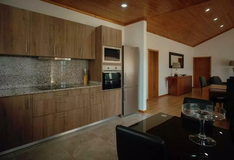 Assento Do Cávado By House And People