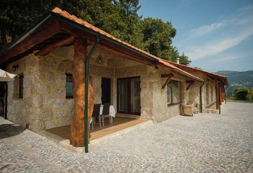 Assento Do Cávado By House And People