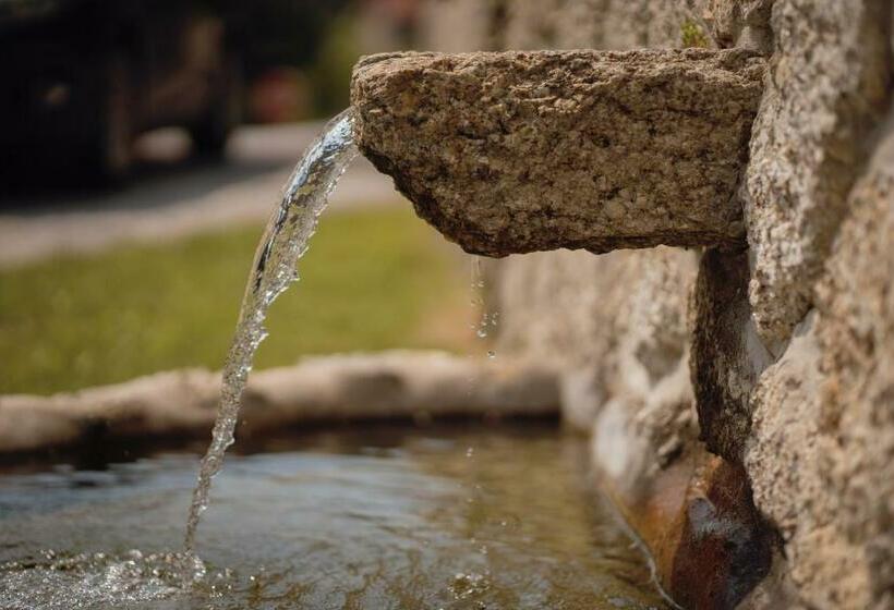 Assento Do Cávado By House And People