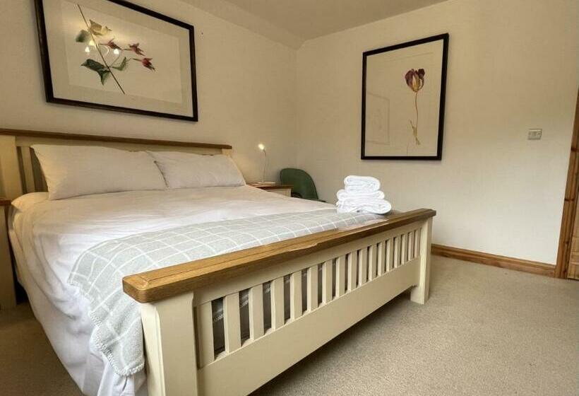 تختخواب و صبحانه North Gower Cottage