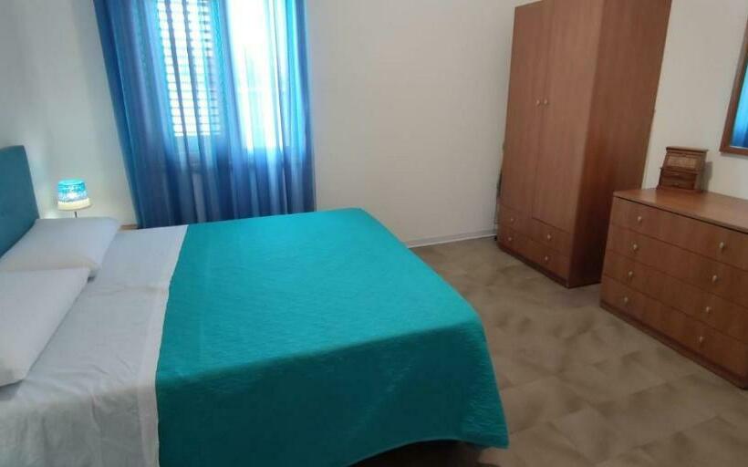 Giglio Selvatico Apartment