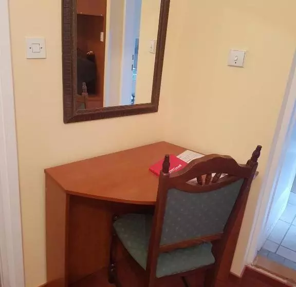 هتل Ada Apartments