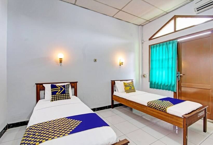 Hotell Spot On 91471 Syariah Wisma Uin Walisongo