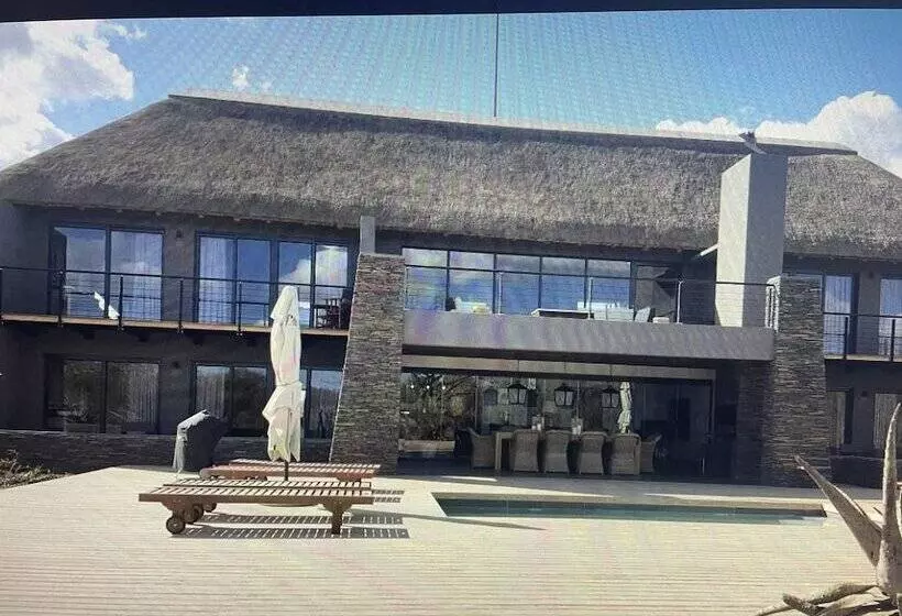 Kruger National Elephant Point Lodge