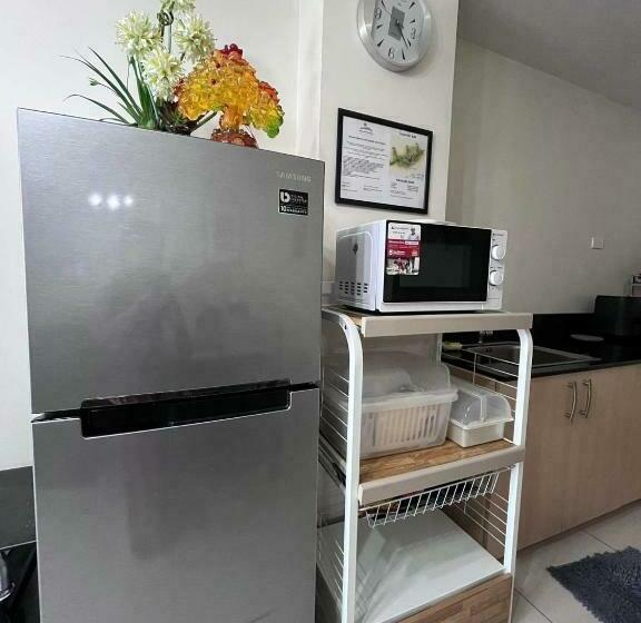 Lakeview @ Wind Residences