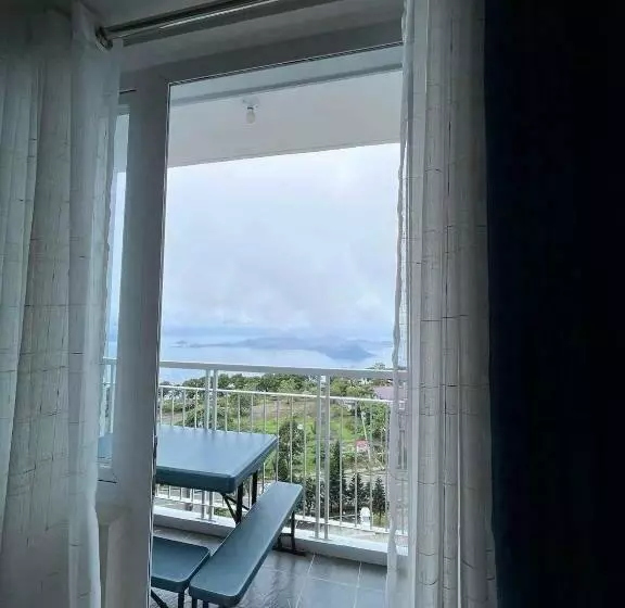 Lakeview @ Wind Residences