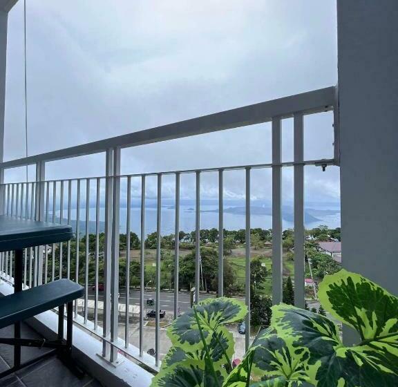 Lakeview @ Wind Residences