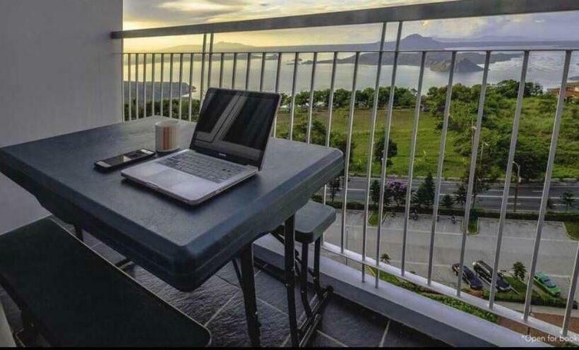 Lakeview @ Wind Residences