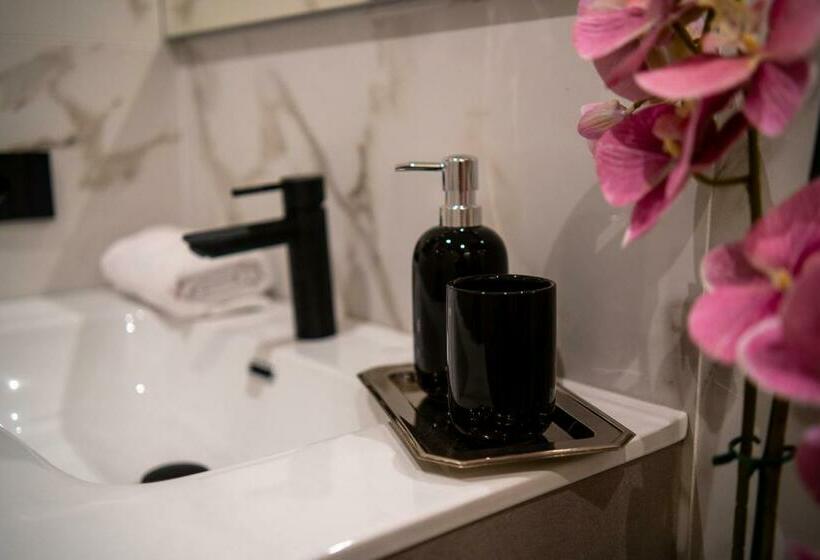 ペンション Luxury Cecilia Via Antonio Del Re 9 Tivoli