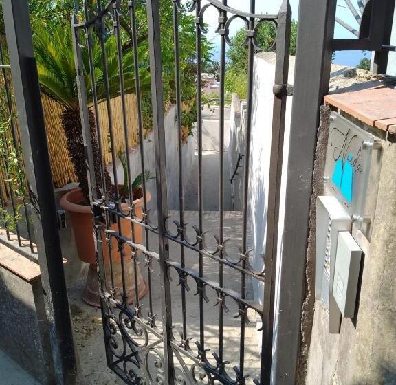 بنسيون Nuida Casa Vacanze