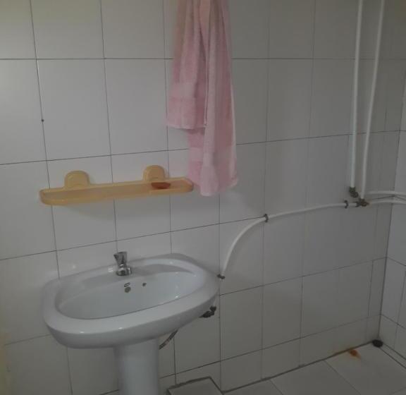 پانسیون Transit