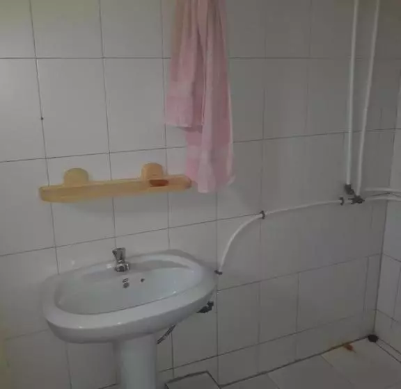 پانسیون Transit