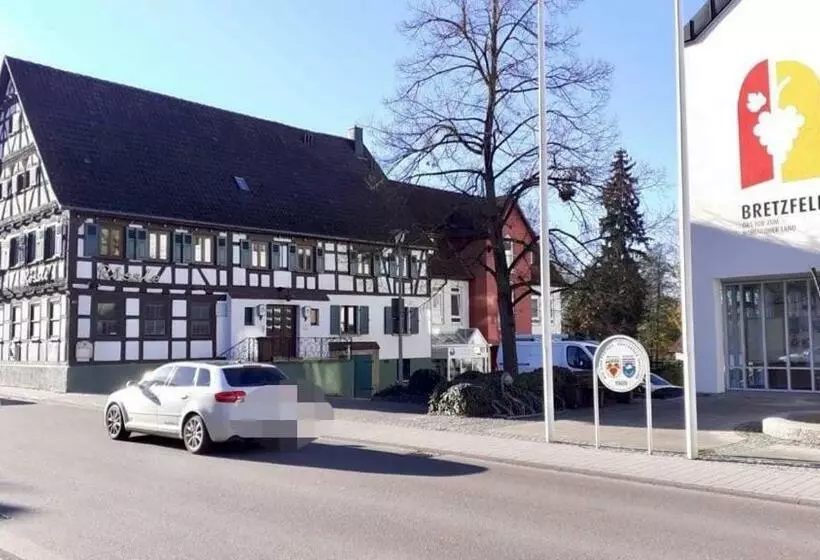 Hotelli Gasthaus Rössle