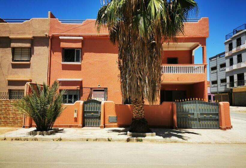 House 5 Minutes To Beach