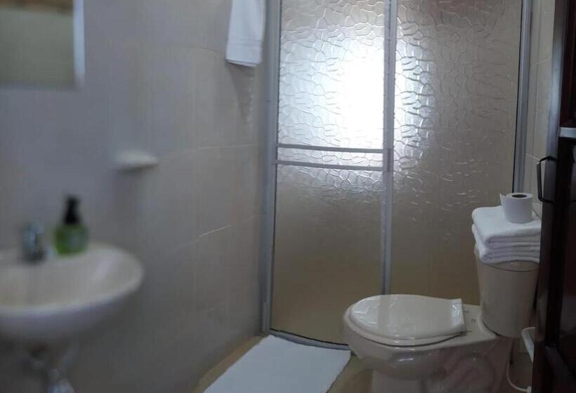 Pension Casa Hotel Villa Lorena