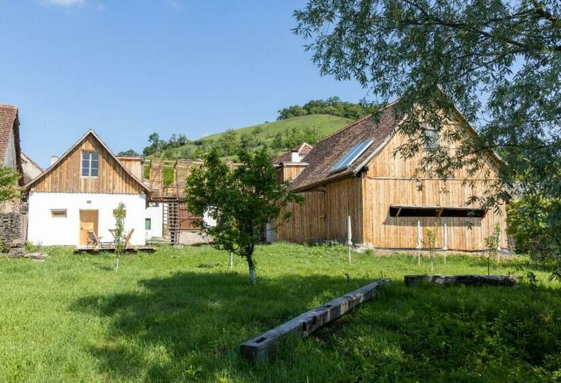 Пансион Critz Cross