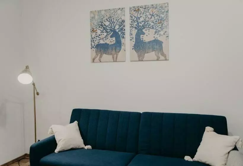 Apartamentul Albastru