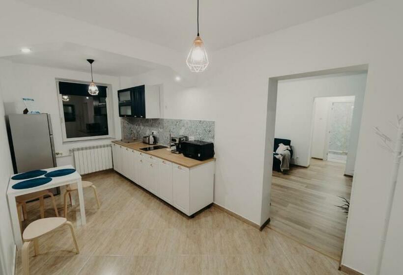 Apartamentul Albastru