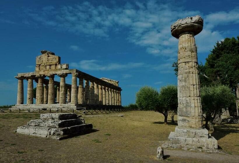 צימר Domus Clelia Paestum Antica Luxury Rooms