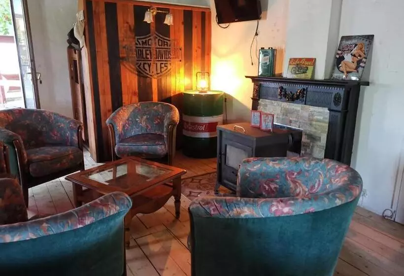 Aamiaismajoitus (B&B) Le Moulin D Audenfort