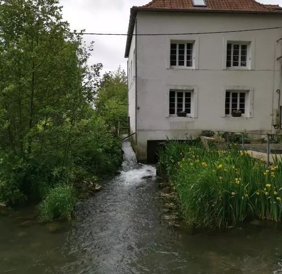 Aamiaismajoitus (B&B) Le Moulin D Audenfort