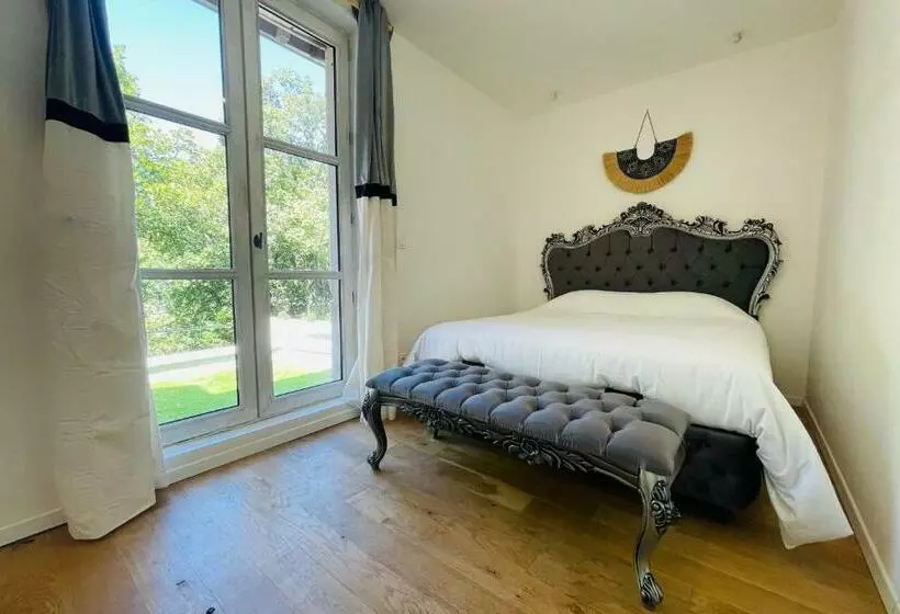 ベッドアンドブレックファースト The Ronsardienne Suite In A Charming Mansion At The Gates Of Tours