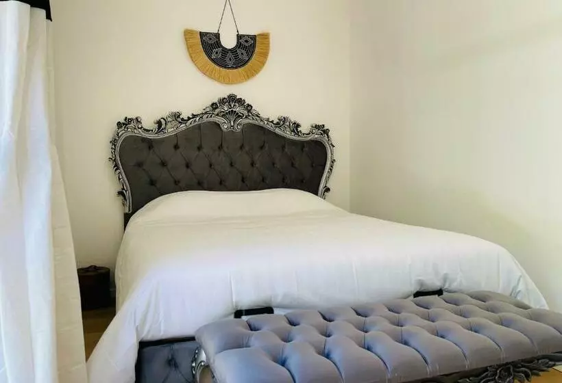 ベッドアンドブレックファースト The Ronsardienne Suite In A Charming Mansion At The Gates Of Tours