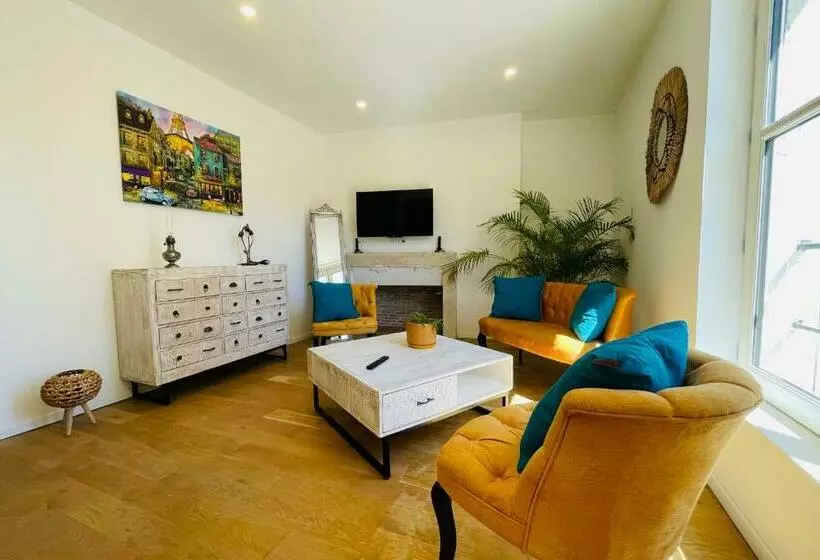 ベッドアンドブレックファースト The Ronsardienne Suite In A Charming Mansion At The Gates Of Tours