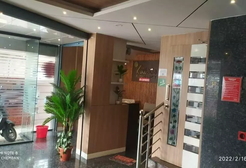 Hotelli Kallada Residency