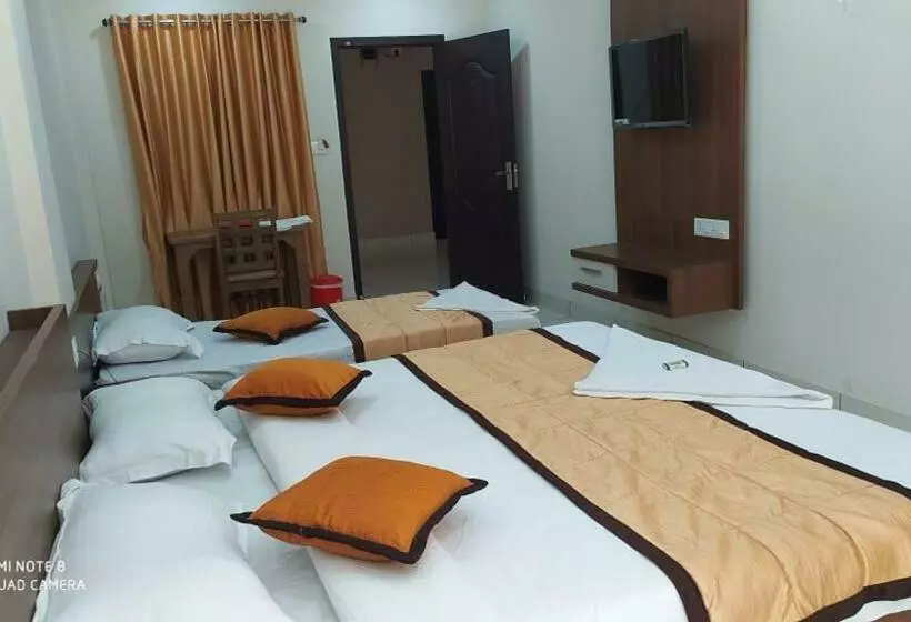 Hotelli Kallada Residency