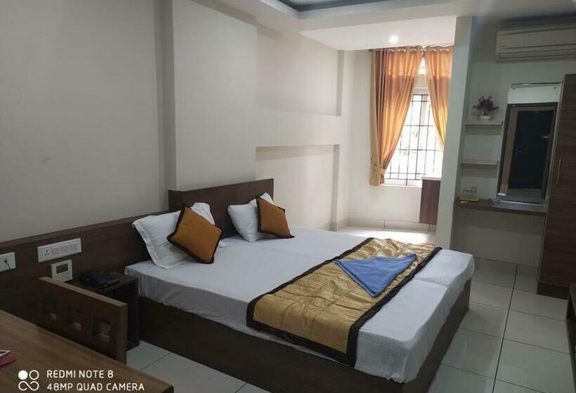Hotel Kallada Residency