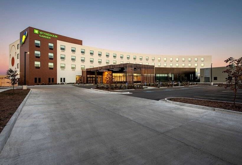 فندق Wyndham Garden Winnipeg Airport