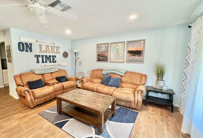 Lake Vibe Hangout “on Lake Time” Lake Placid Fl, Lake Huntley